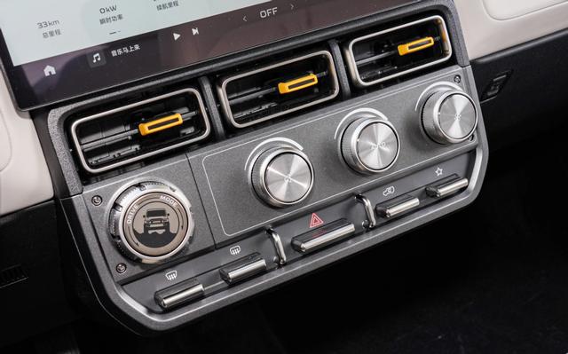 想買iCAR V23？廠家人員透露新消息，量產車型會更完善-有駕