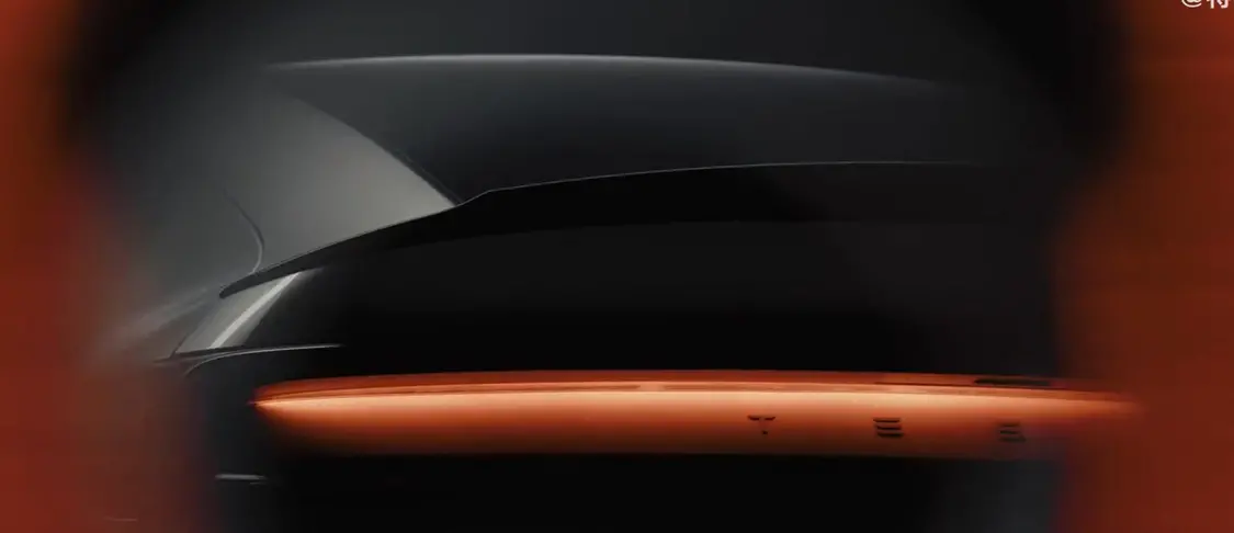 特斯拉官微預(yù)告Model Y L即將登場 內(nèi)部空間曝光